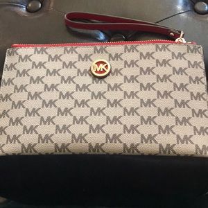 Michael Kors wristlet